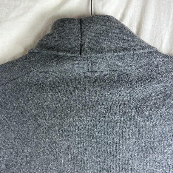 ALPHA MASSIMO REBECCHI 100% Lambs Wool Cardigan Sweater Size: 50- medium - Picture 10 of 16